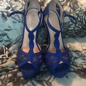 Royal blue heels size 8